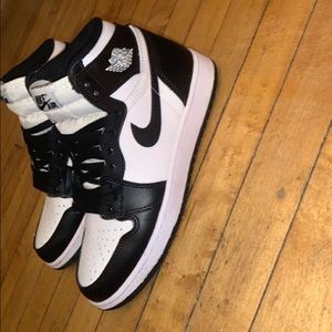 Black & White Jordan 1s
